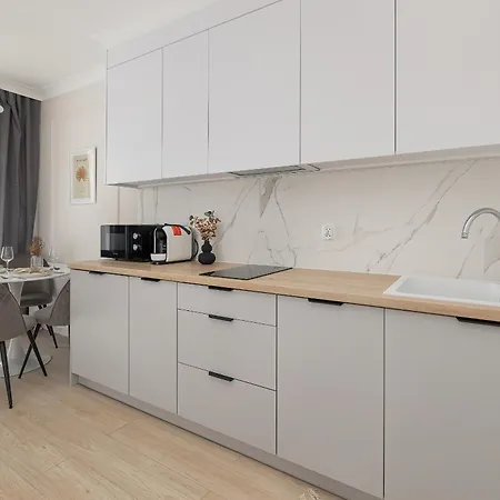 Modern With Garden In By Renters Świnoujście