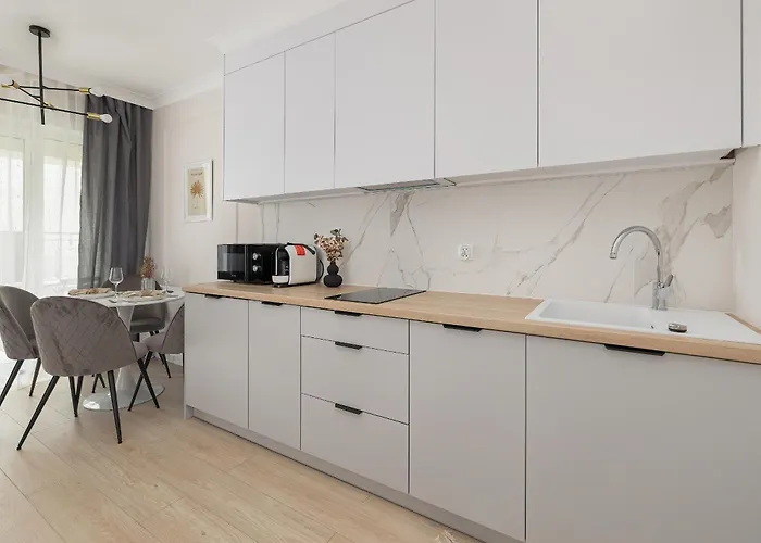 Modern With Garden In By Renters Świnoujście